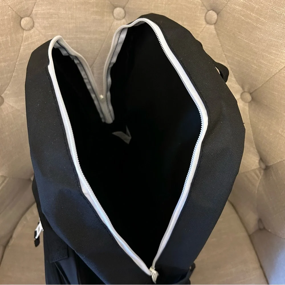 {PUMA} black and white full size backpack NWT - Picture 5 of 8
